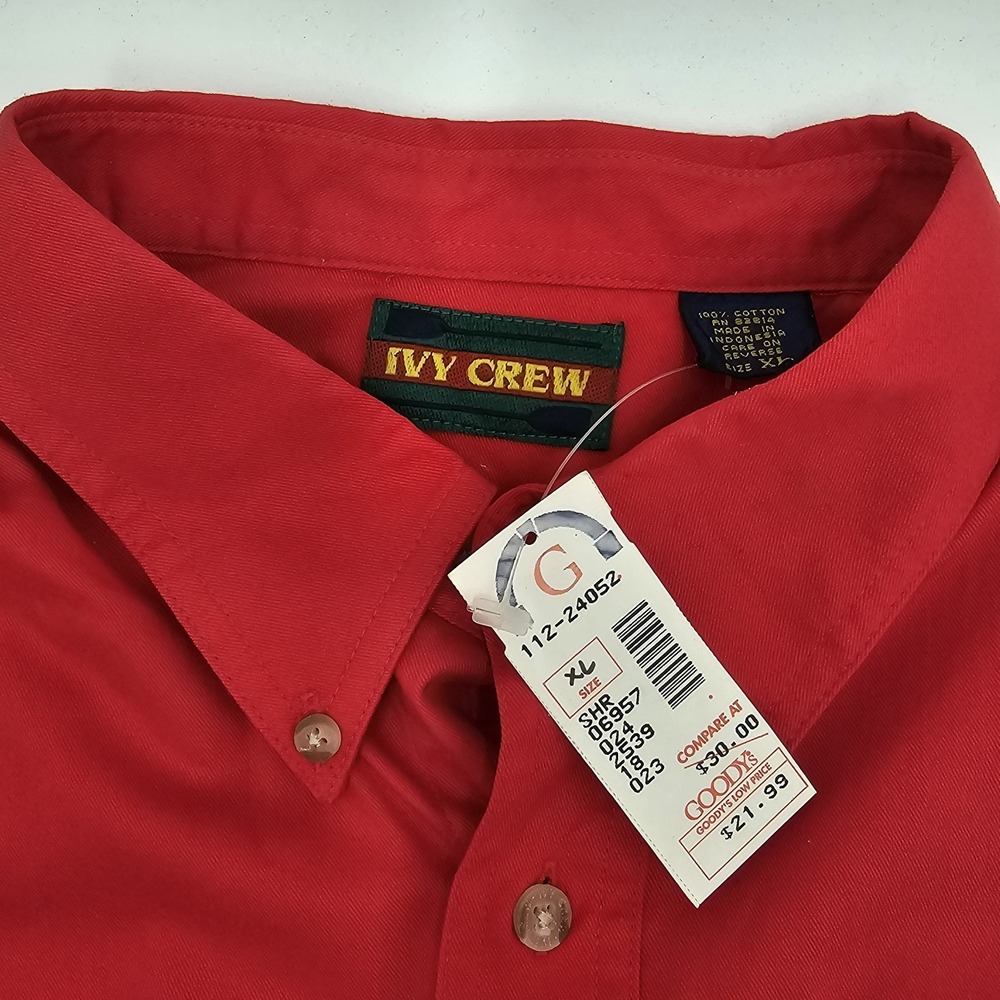 Vintage NWT Deadstock Ivy Crew Men's Red Button-Down Shirt (2000s) - Picture 2 of 5